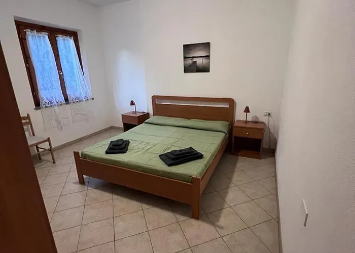 Marisa1 A 200mt Dalla *